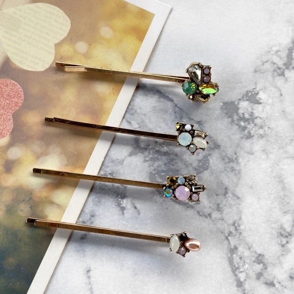 Vintage pink and green embellished hair pins - Picture 6 of 8